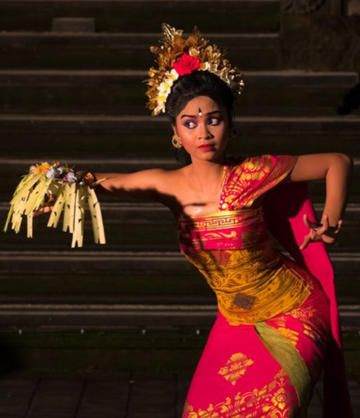 sanggraloka cultural activities 